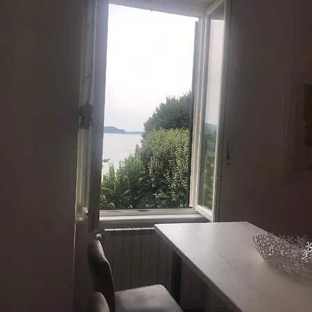 La Maison Du Mira Appartement Intra