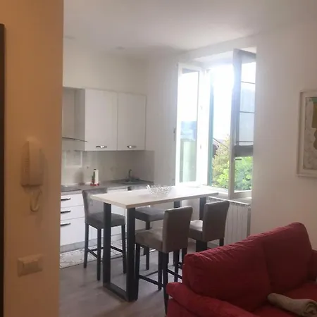 La Maison Du Mira Apartment *